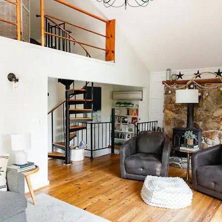 Villa Hot Tub Charming & Chic Mountain Gem On Sleepy Creek à Berkeley Springs Extérieur photo
