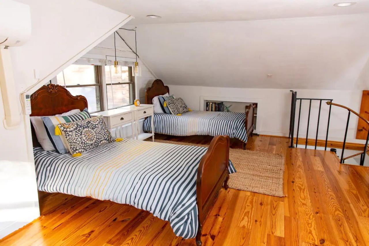 Villa Hot Tub Charming & Chic Mountain Gem On Sleepy Creek à Berkeley Springs Extérieur photo